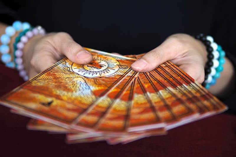 Tarot okumasıyla ilgili kötü bir deneyim yaşadınız mı?