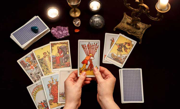 Aynı soruyu tarot ile ne zaman tekrar sorabilirim?